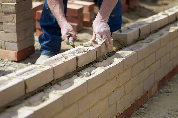 Best Affordable Concrete Contractor  in Parkwood, CA